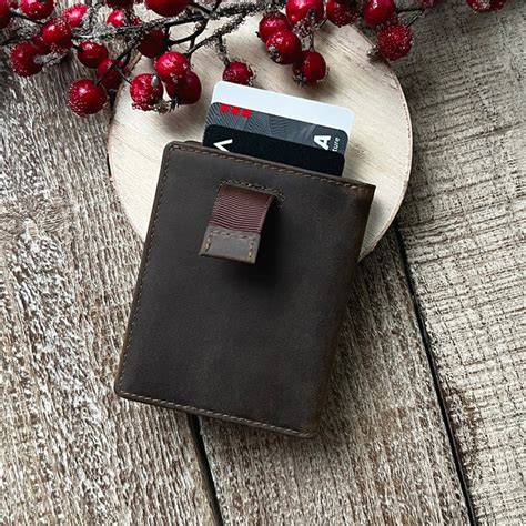 westmade wallet company.